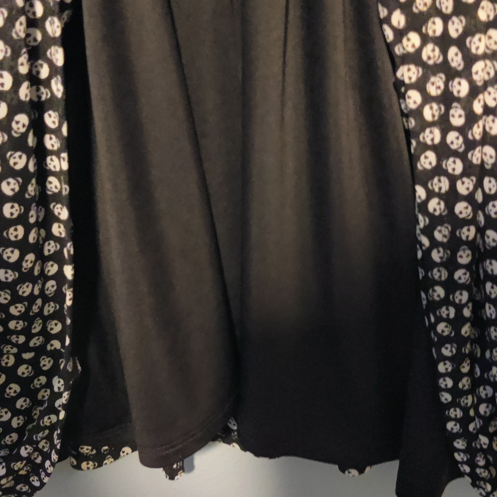 Skull Pattern Tank - Picture 6 of 11